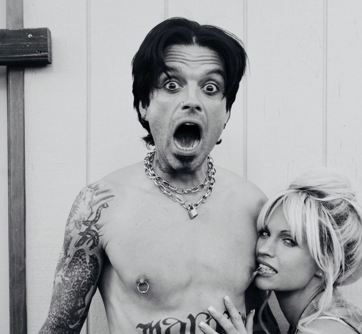 Here Are The First Photos From TOMMY LEE And PAMELA ANDERSON’s Hulu ...