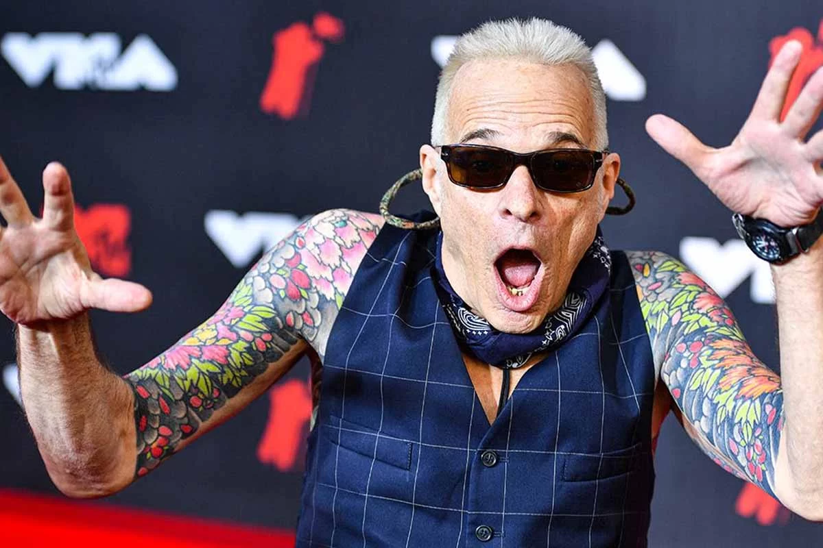 VAN HALEN Fans Praise David Lee Roth Performance On New Song: 