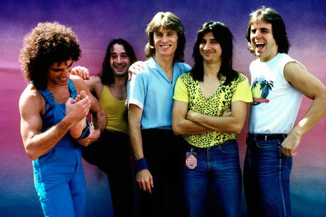 JOURNEY's Dirty Secret: The Backstage War Between Steve Perry and His  Manager » Metal Wani